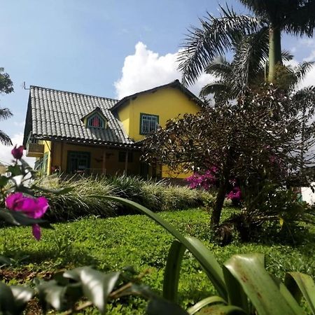 Finca Turistica Santa Clara Hostel Calarcá Εξωτερικό φωτογραφία