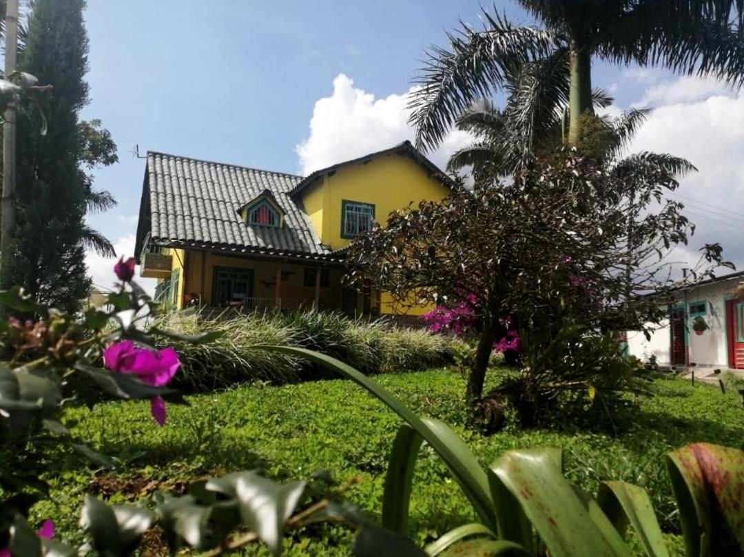 Finca Turistica Santa Clara Hostel Calarcá Εξωτερικό φωτογραφία