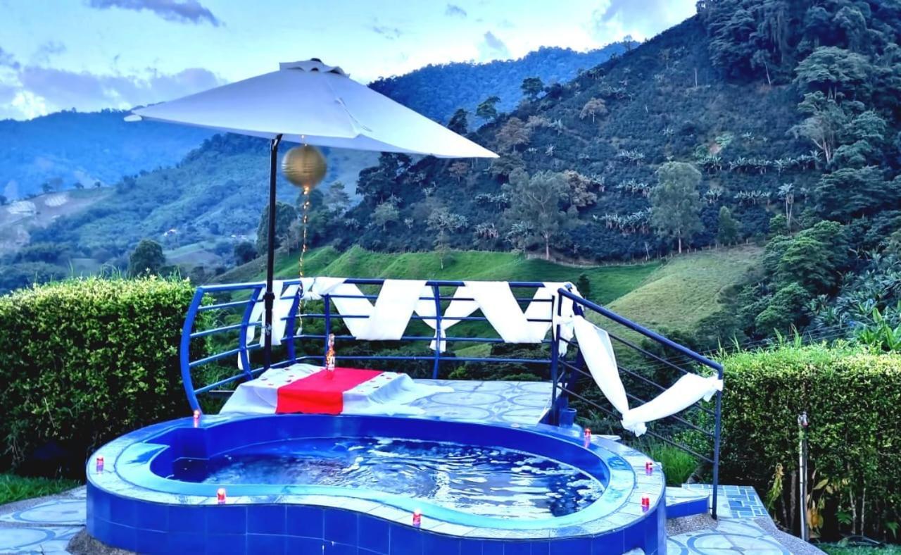 Finca Turistica Santa Clara Hostel Calarcá Εξωτερικό φωτογραφία