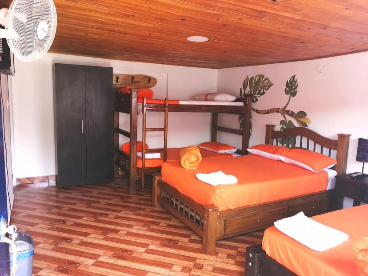 Finca Turistica Santa Clara Hostel Calarcá Εξωτερικό φωτογραφία