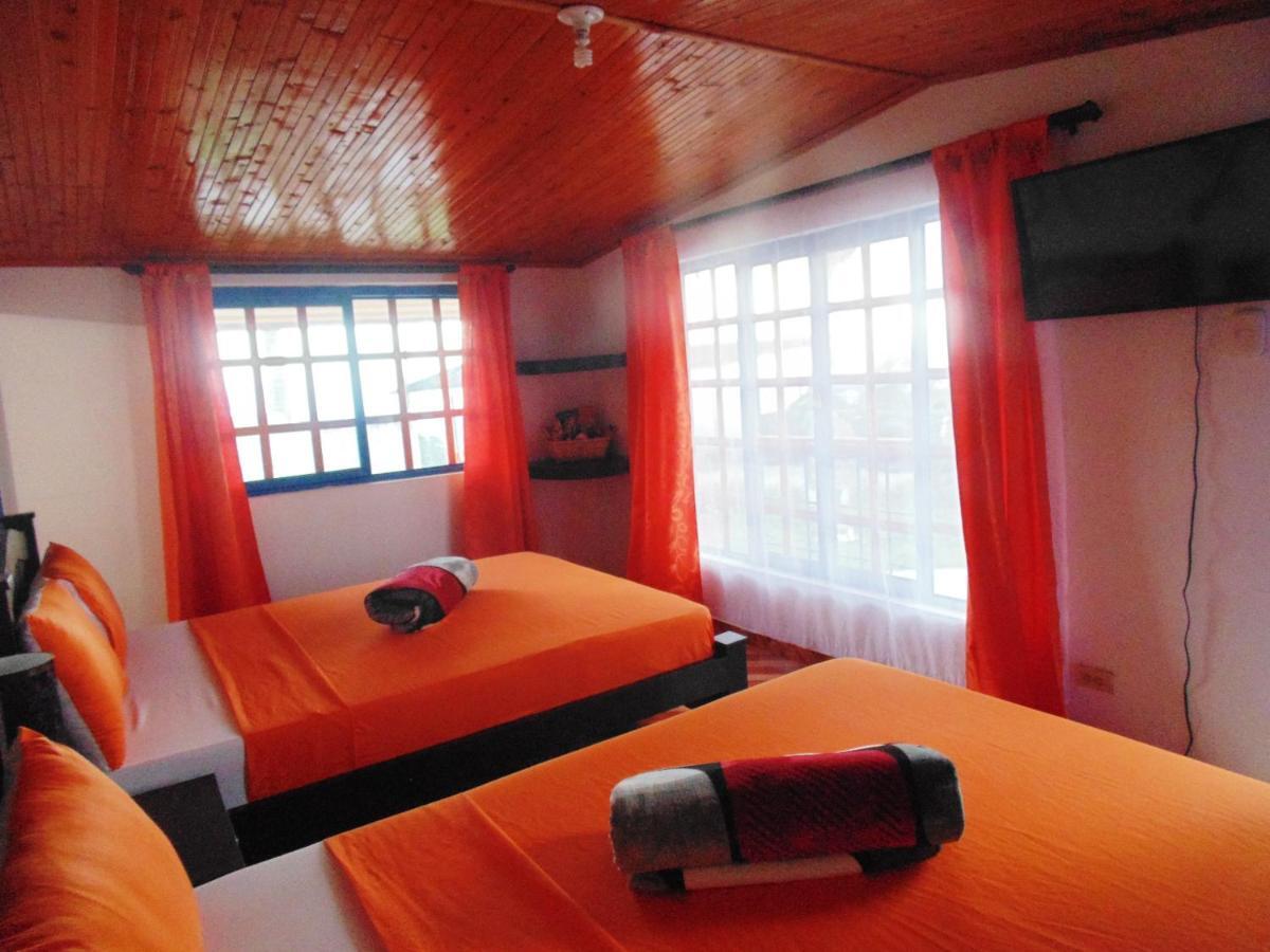 Finca Turistica Santa Clara Hostel Calarcá Εξωτερικό φωτογραφία